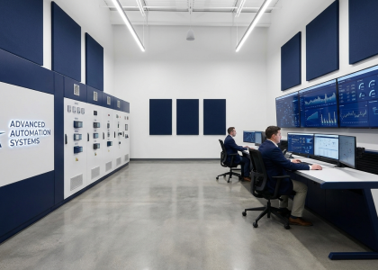 Camera de control industriala cu panou PLC si monitorizare SCADA
